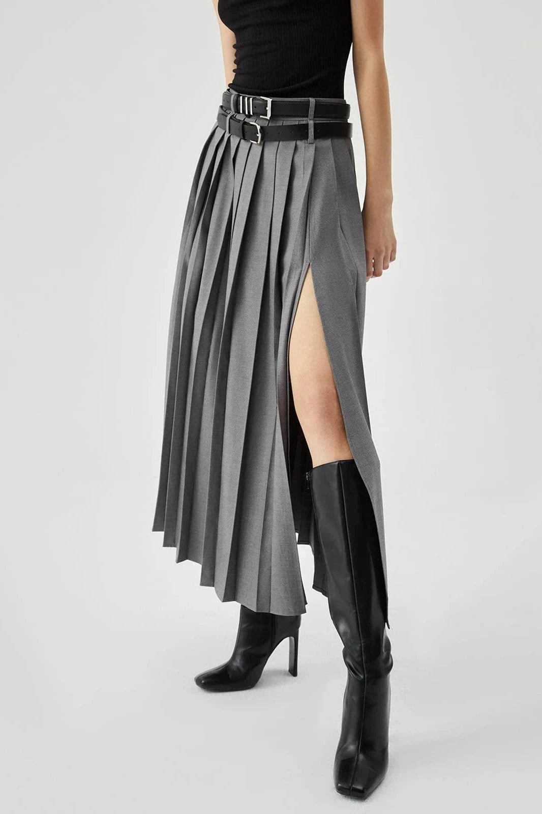 Elegant Pleated Black Maxi Skirt for Women