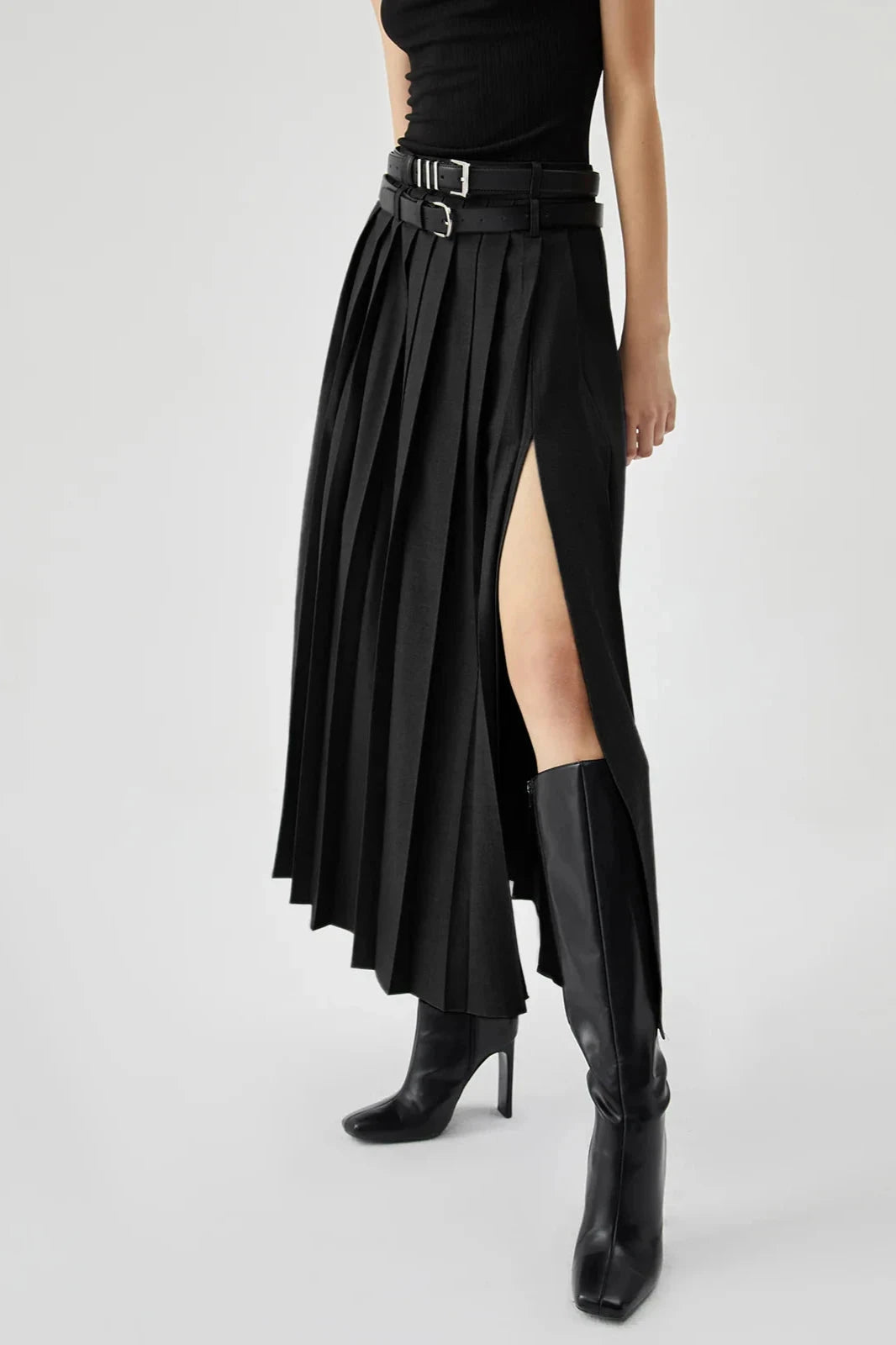 Elegant Pleated Black Maxi Skirt for Women