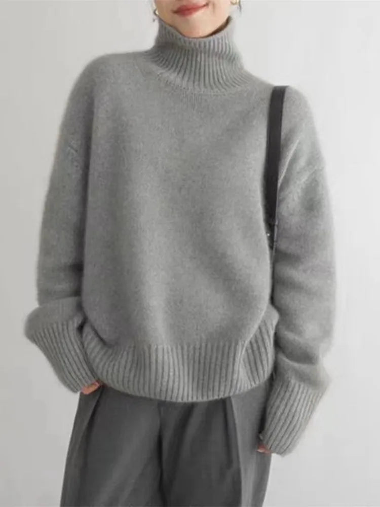 Cozy Knit Turtleneck for Everyday Wear