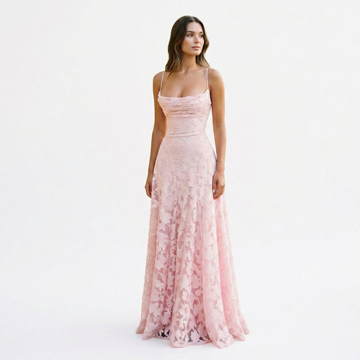 Elegant Lace Maxi Evening Gown for Formal Events
