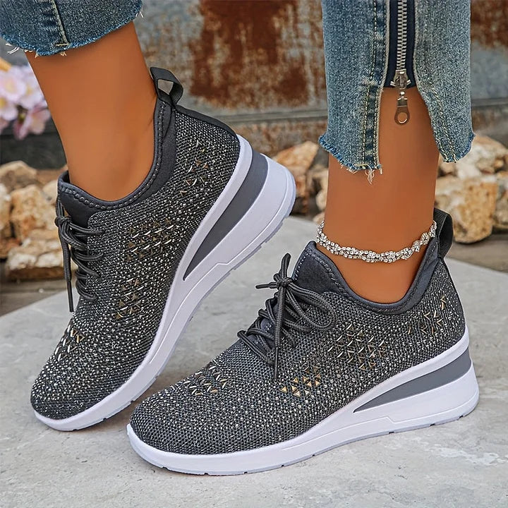 Amelia Saga Orthopedic Sneakers