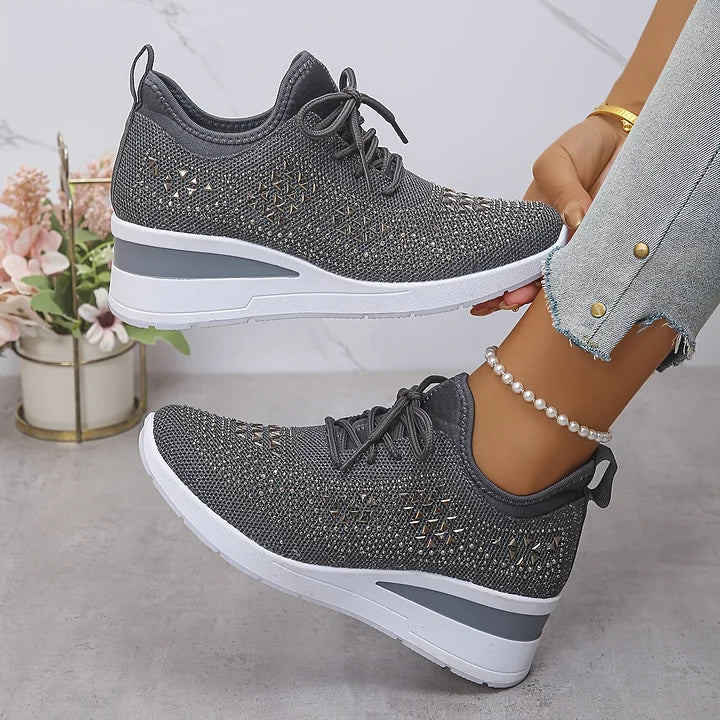 Amelia Saga Orthopedic Sneakers